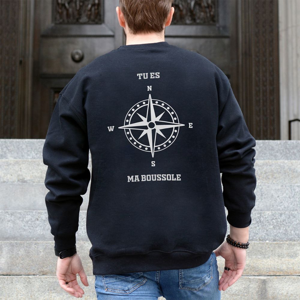Pull personnalisé avec boussole et texte